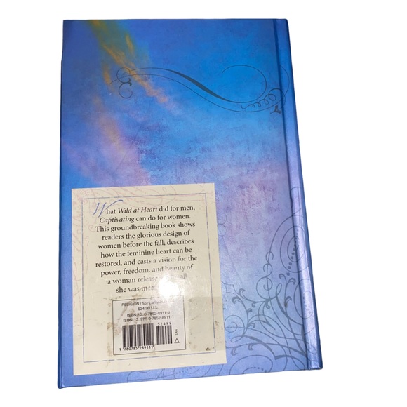 NWT Captivating (Keepsake Edition) Hardback Book - Picture 2 of 4